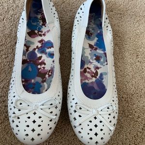 Vionic Surin Ballet Flats